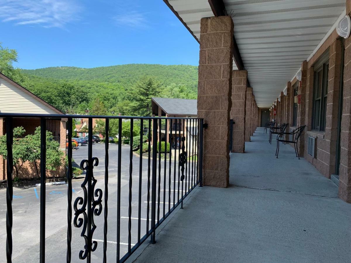 West Point Motel Highland Falls Esterno foto